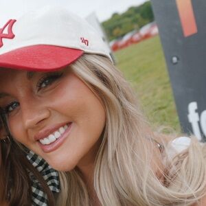 Meet your Posher, Brooke